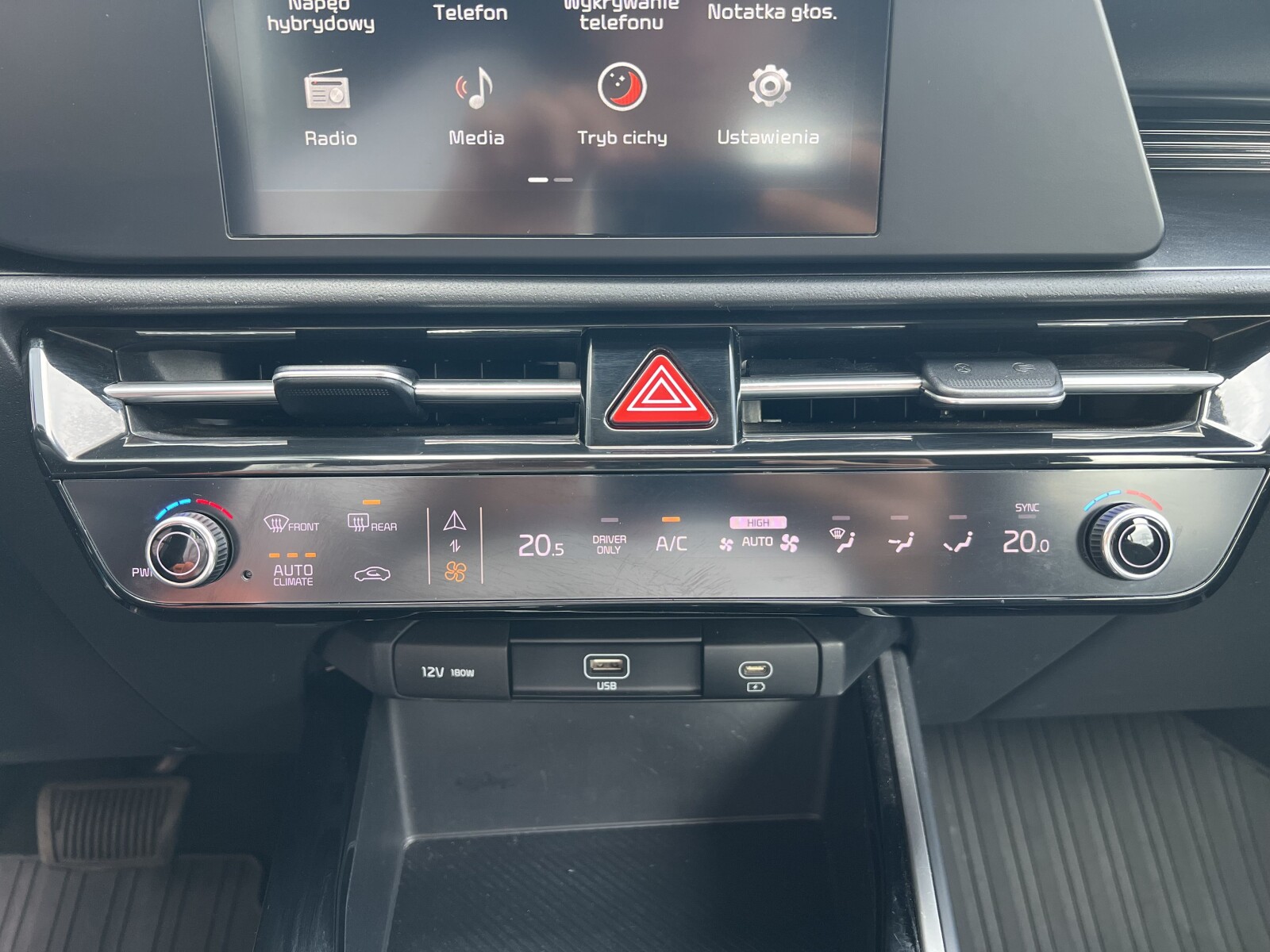 Kia Niro - zdjęcie 19