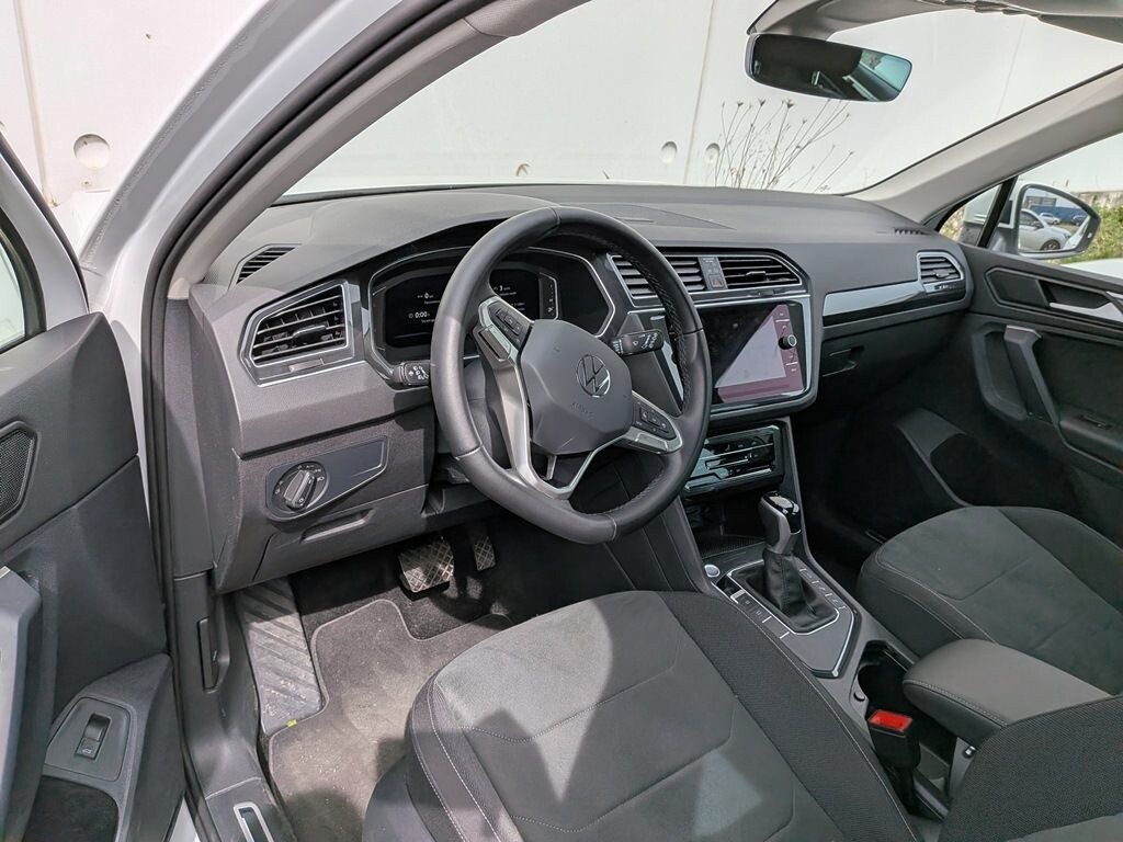 Volkswagen Tiguan - zdjęcie 6