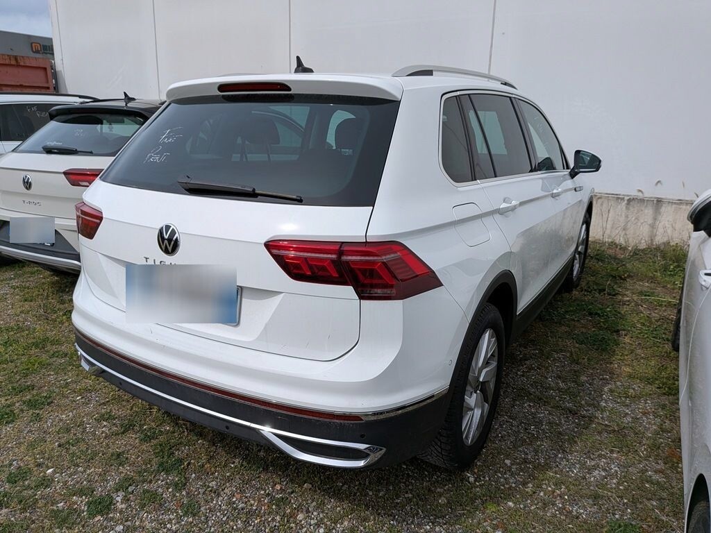 Volkswagen Tiguan - zdjęcie 3