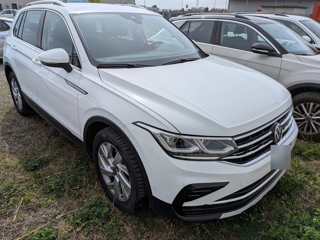 Volkswagen Tiguan - zdjęcie 2