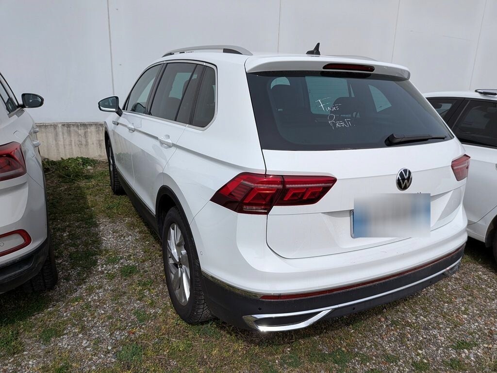 Volkswagen Tiguan - zdjęcie 4