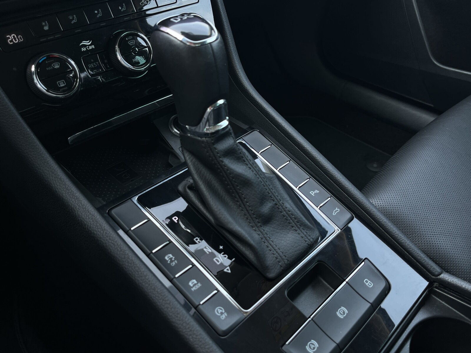 Škoda Superb - zdjęcie 31