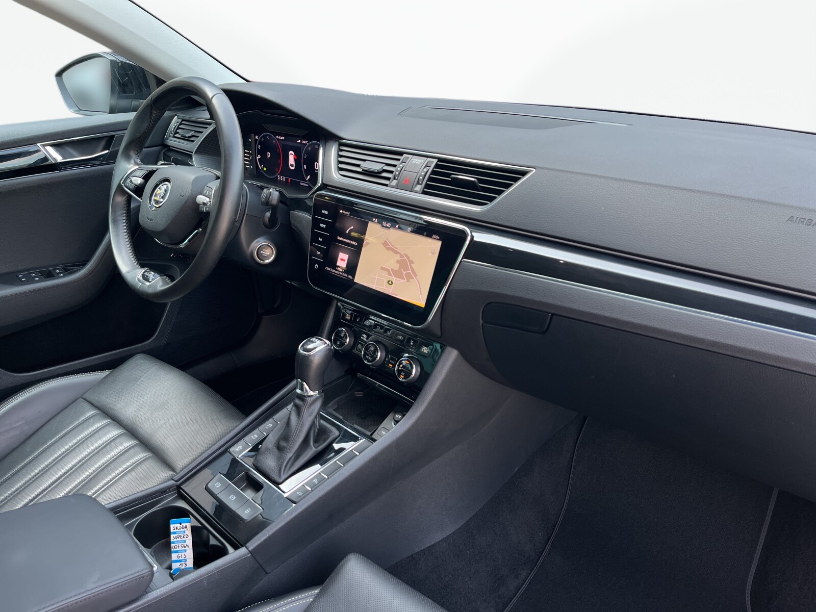 Škoda Superb - zdjęcie 12