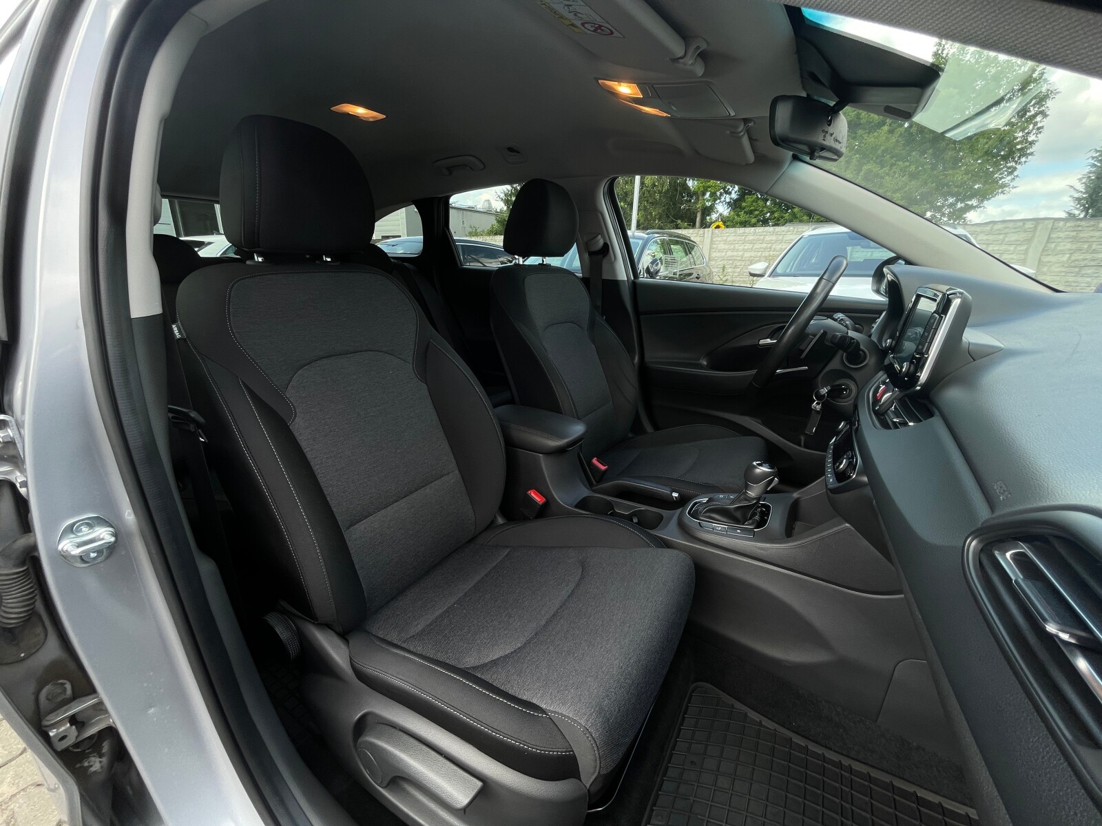 Hyundai i30 - zdjęcie 16