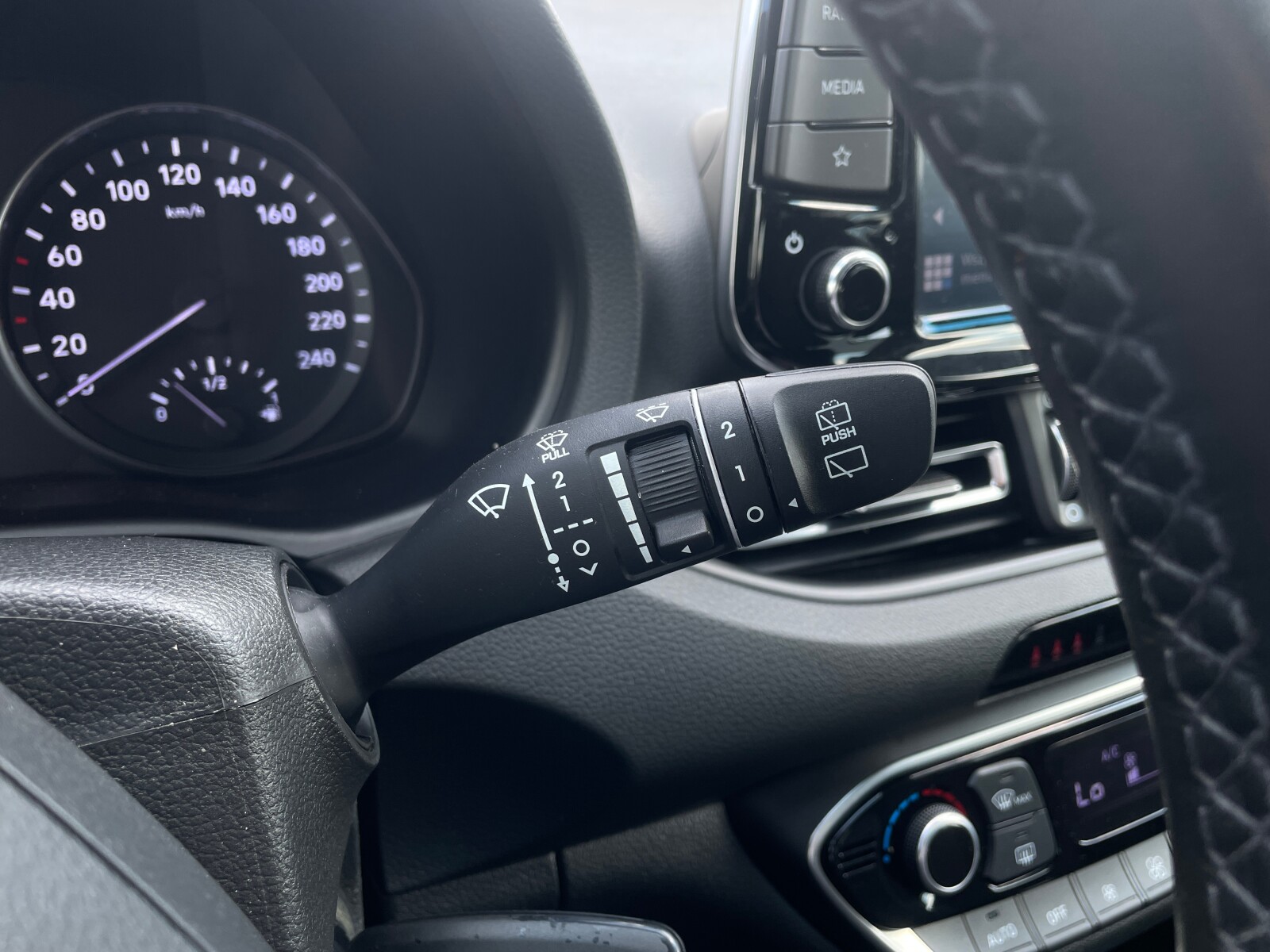 Hyundai i30 - zdjęcie 24