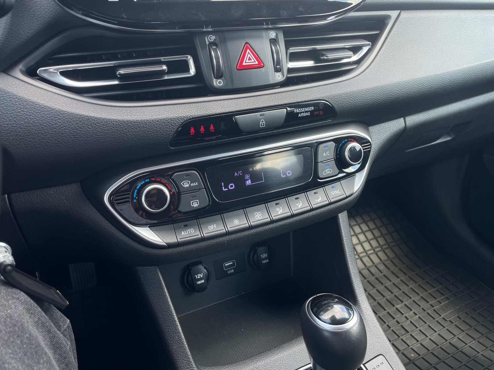 Hyundai i30 - zdjęcie 29