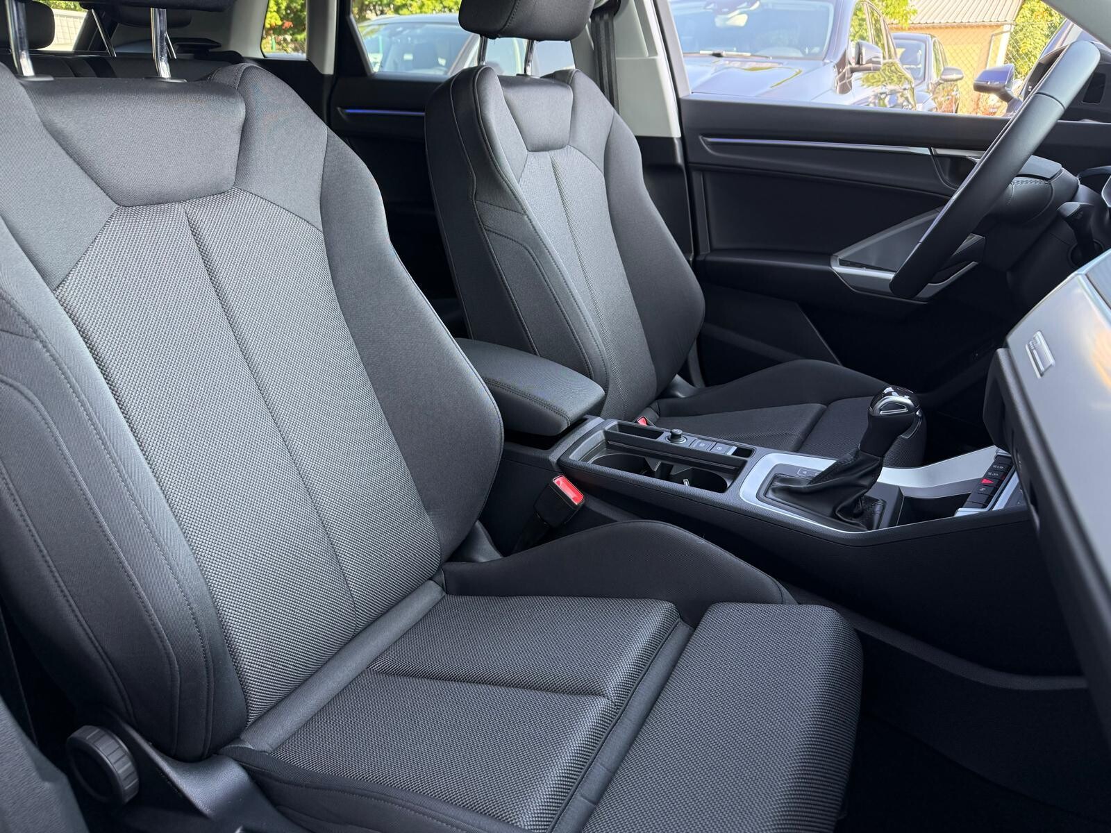 Audi Q3 - zdjęcie 18