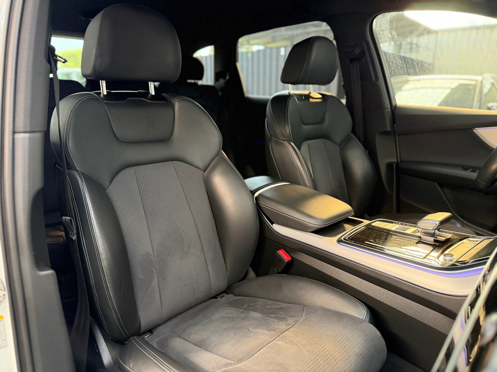 Audi Q7 - zdjęcie 24