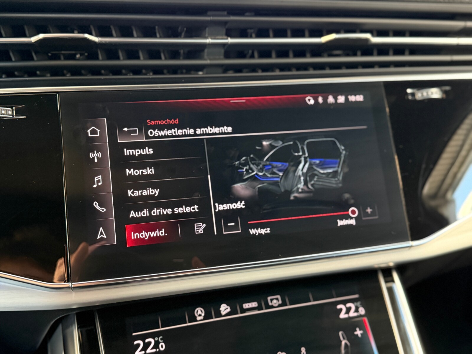 Audi Q7 - zdjęcie 36