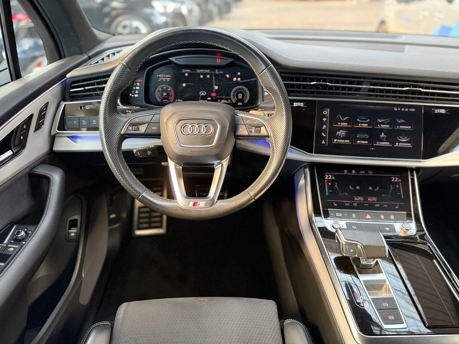 Audi Q7 - zdjęcie 18