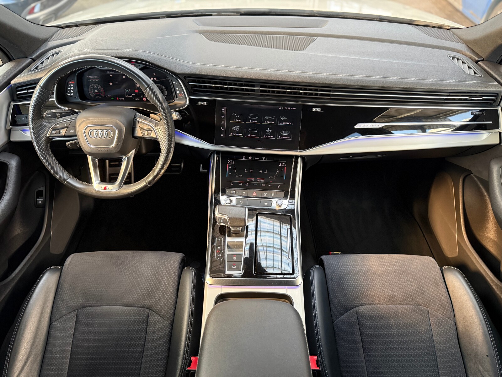 Audi Q7 - zdjęcie 15