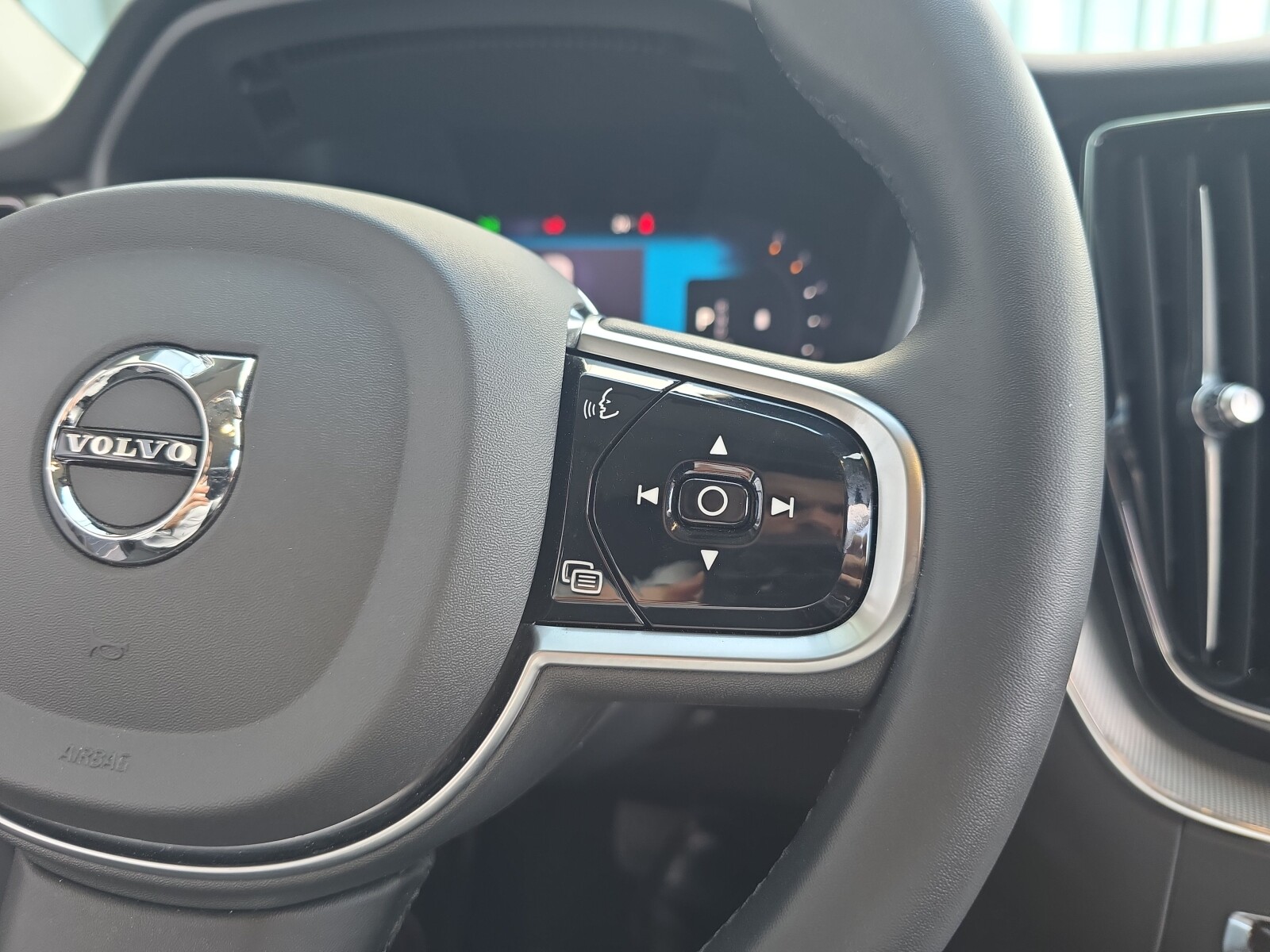 Volvo XC 60 - zdjęcie 15