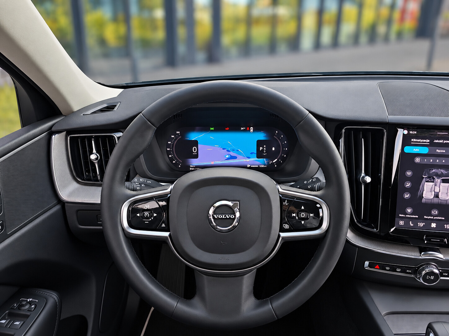 Volvo XC 60 - zdjęcie 10