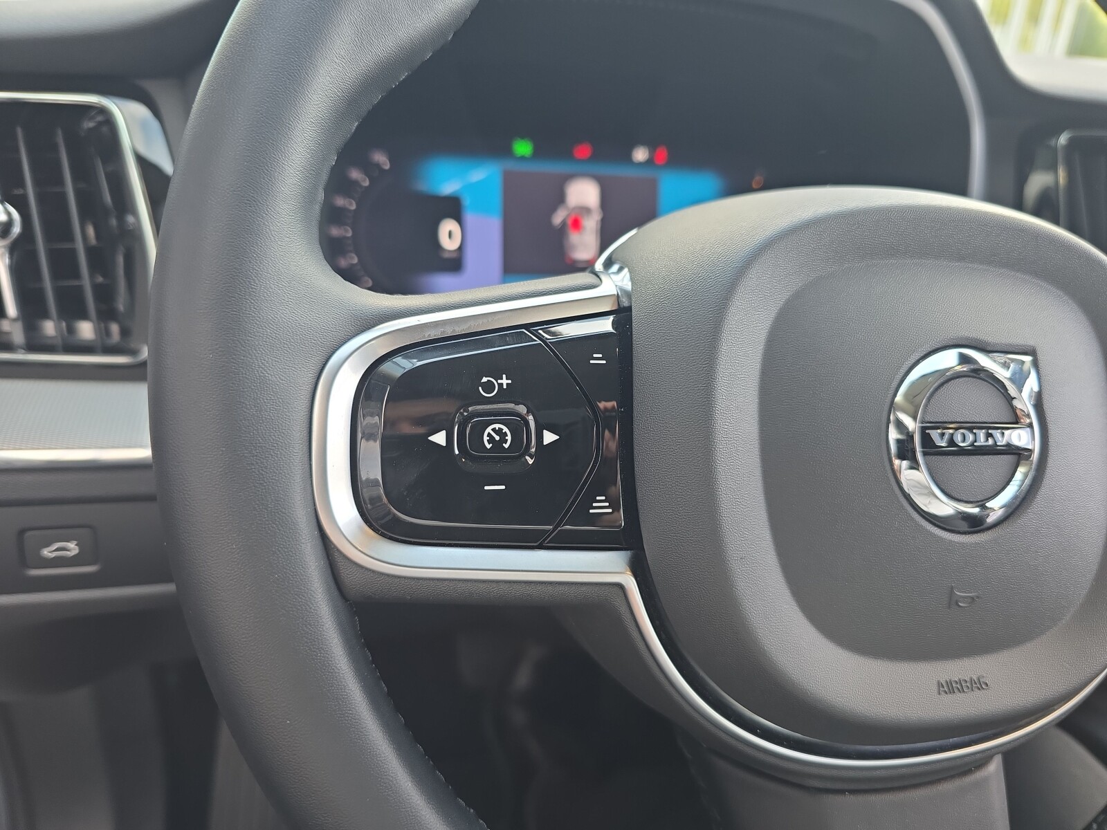 Volvo XC 60 - zdjęcie 13