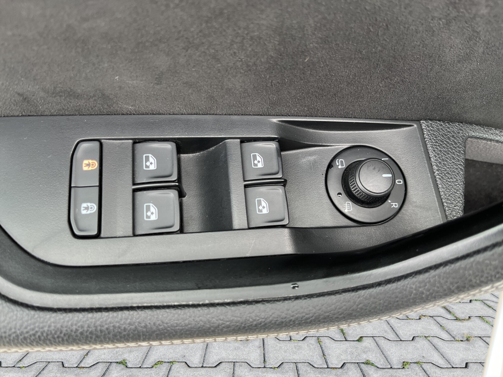 Škoda Superb Combi - zdjęcie 10