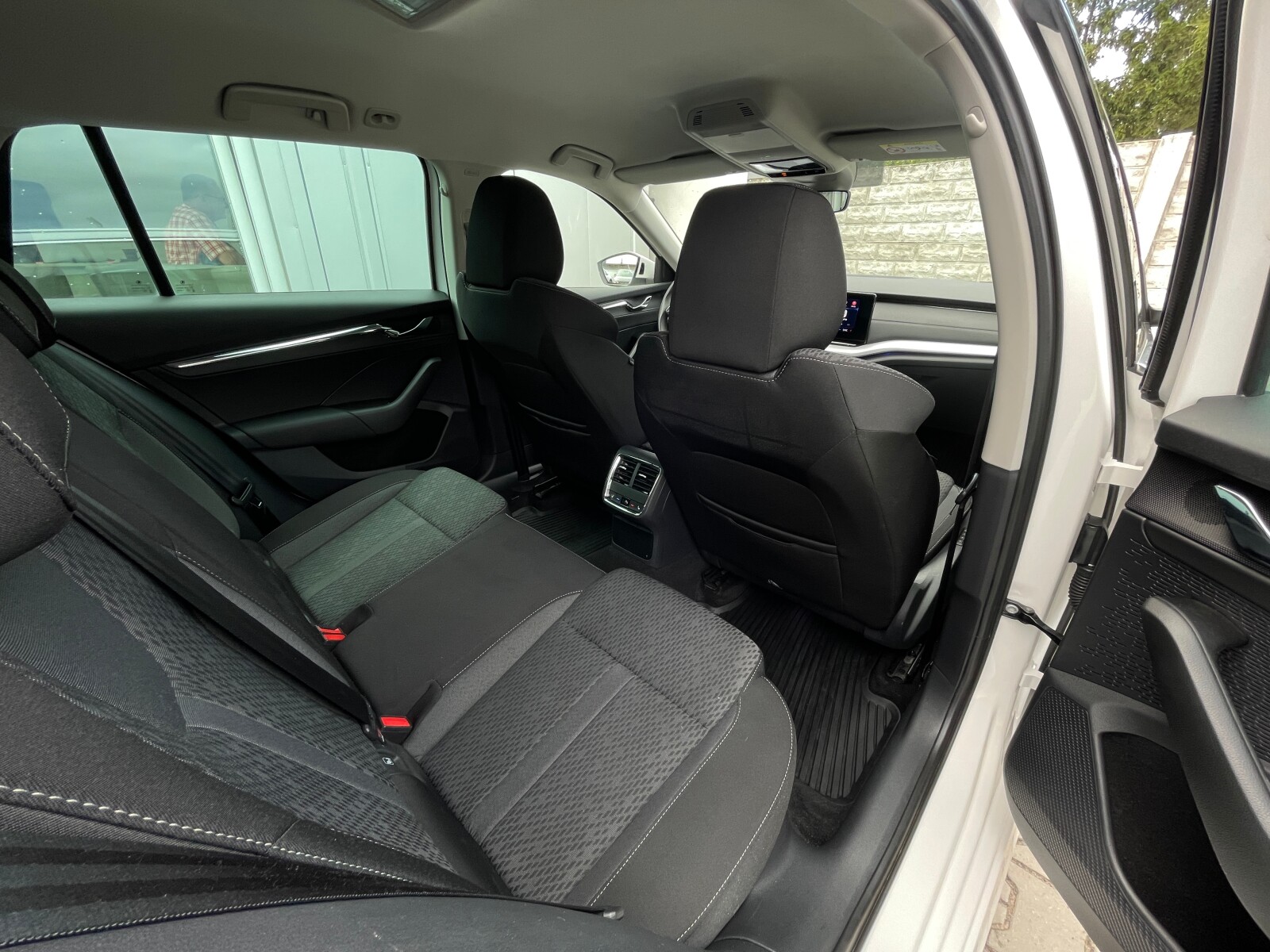 Škoda Octavia Combi - zdjęcie 16