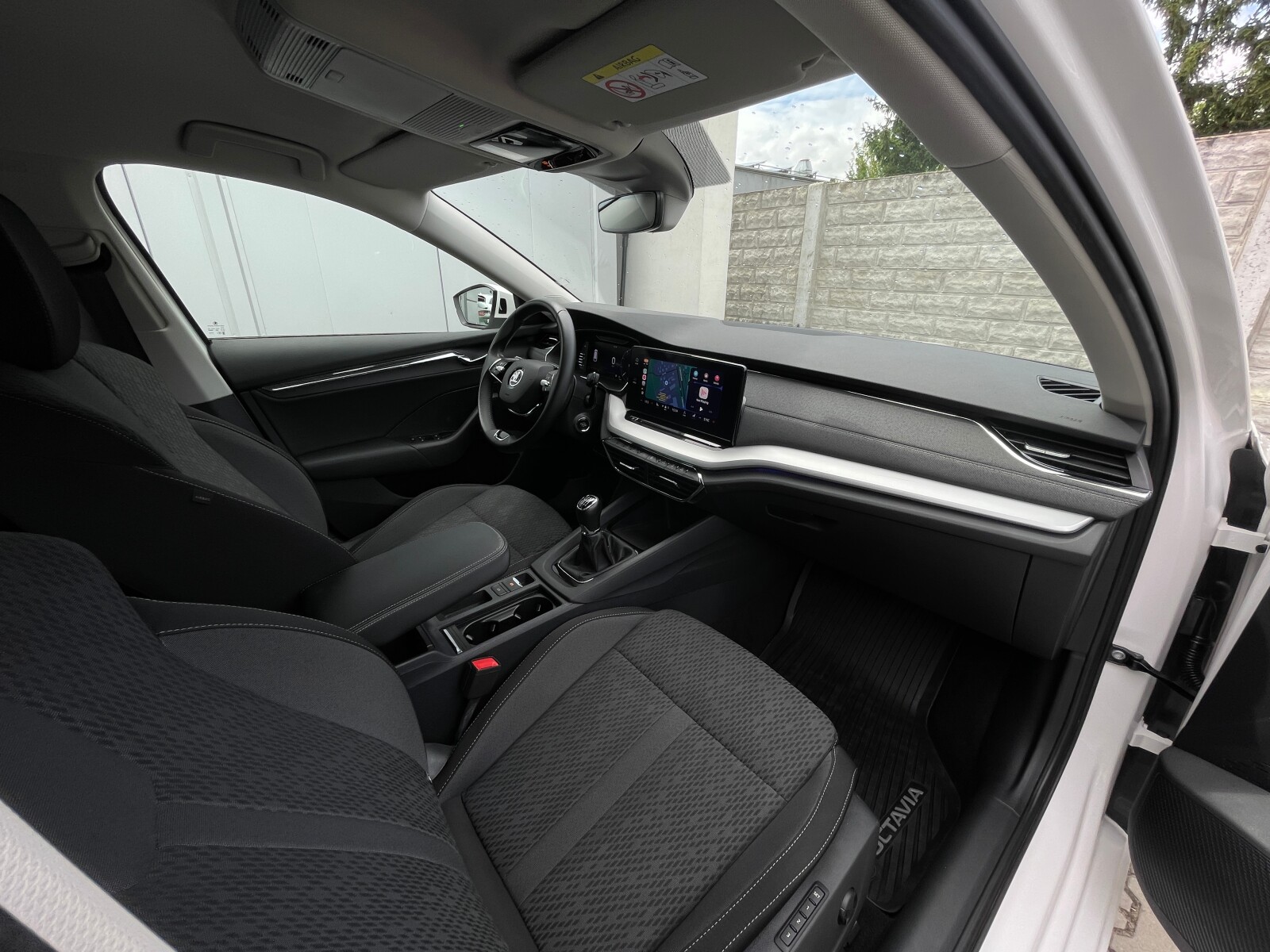Škoda Octavia Combi - zdjęcie 17