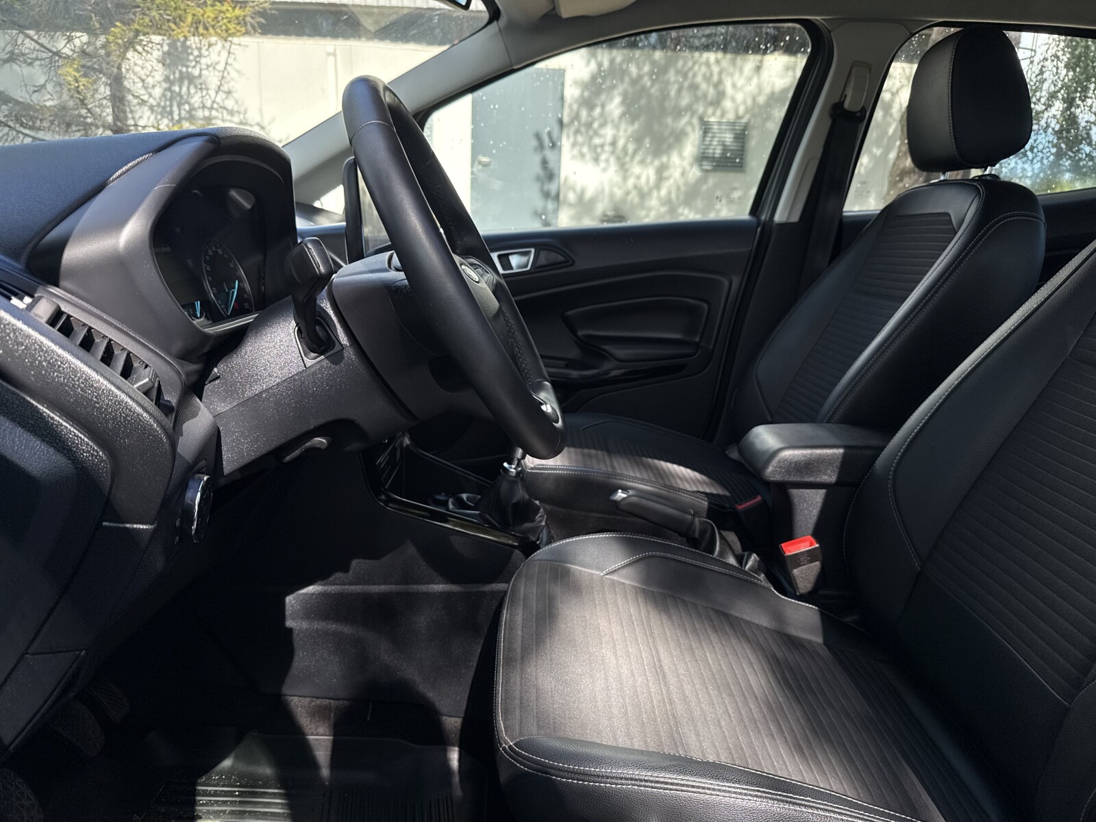 Ford EcoSport - zdjęcie 10