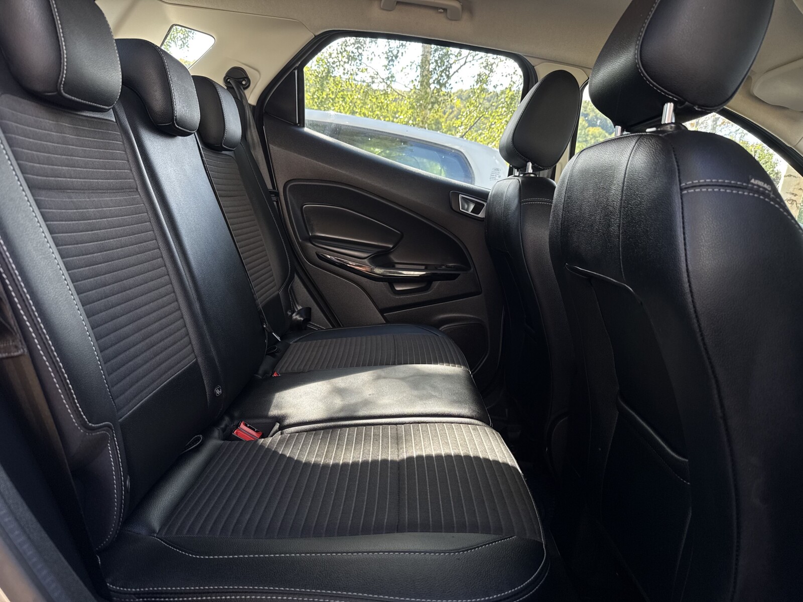 Ford EcoSport - zdjęcie 27