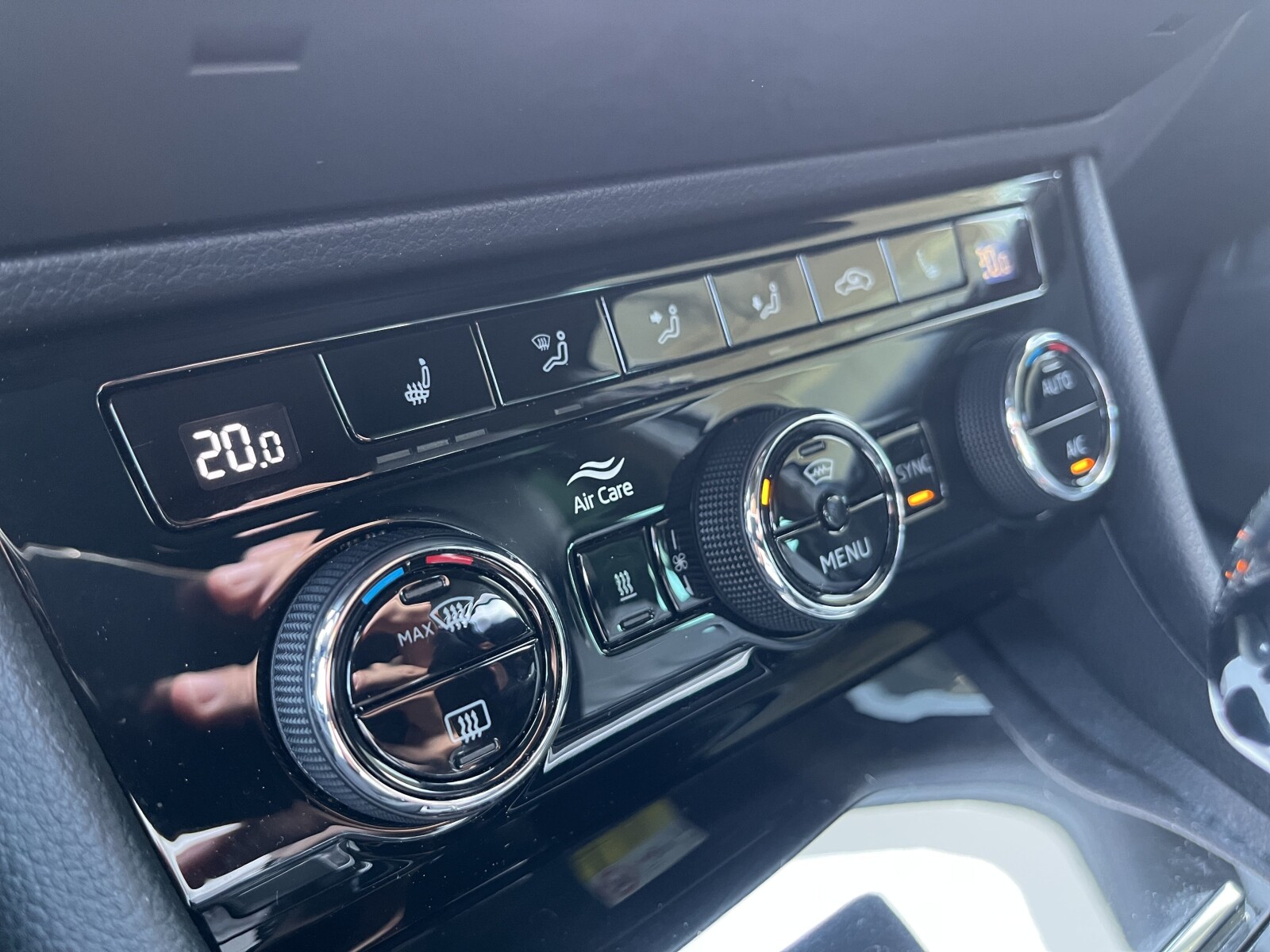 Škoda Superb Combi - zdjęcie 35