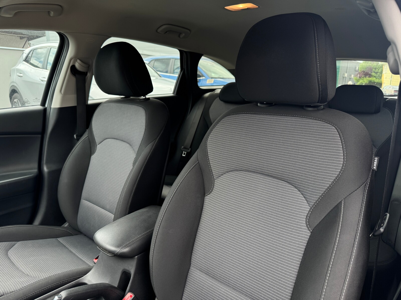 Hyundai i30 - zdjęcie 10