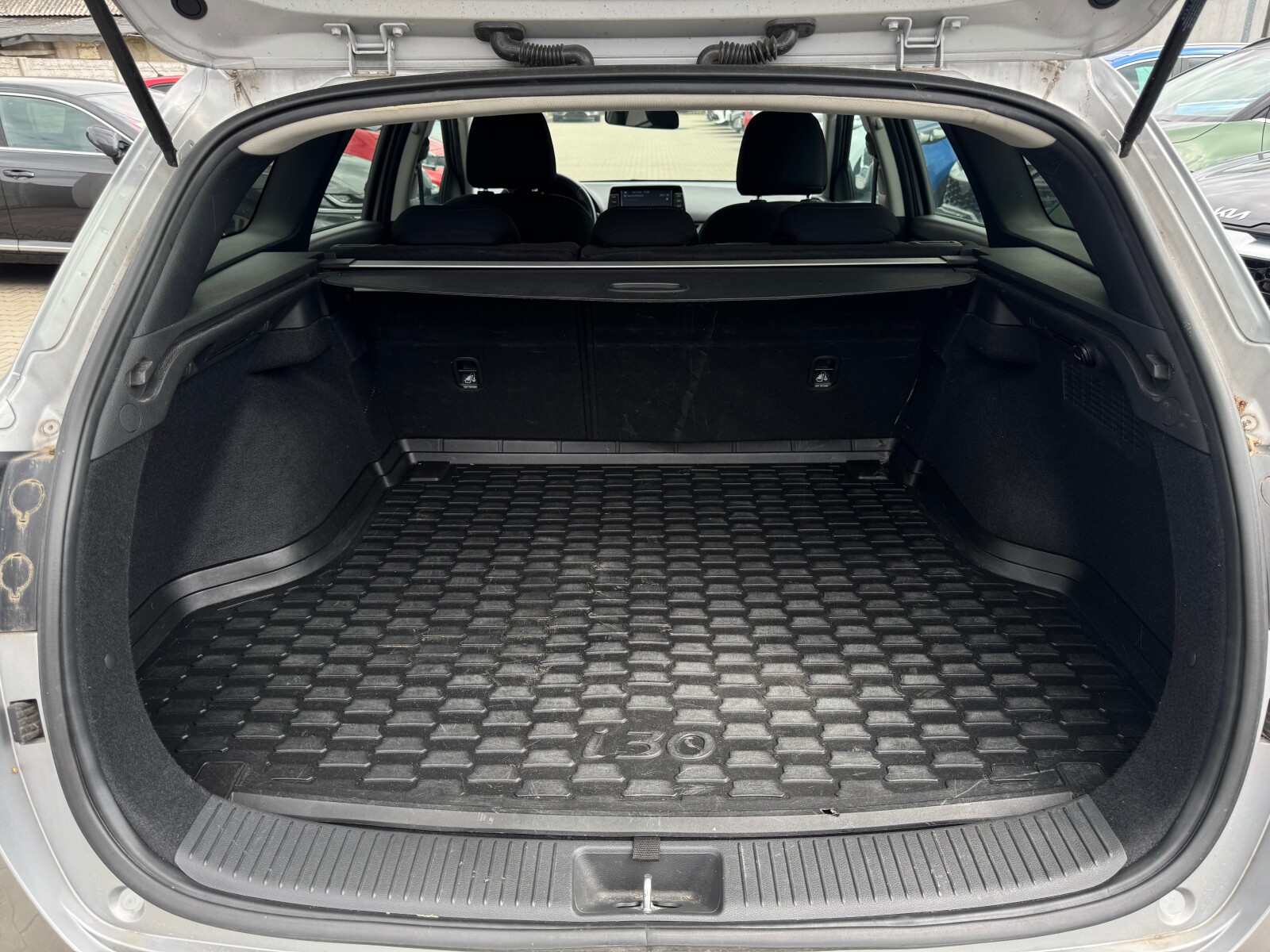 Hyundai i30 - zdjęcie 13