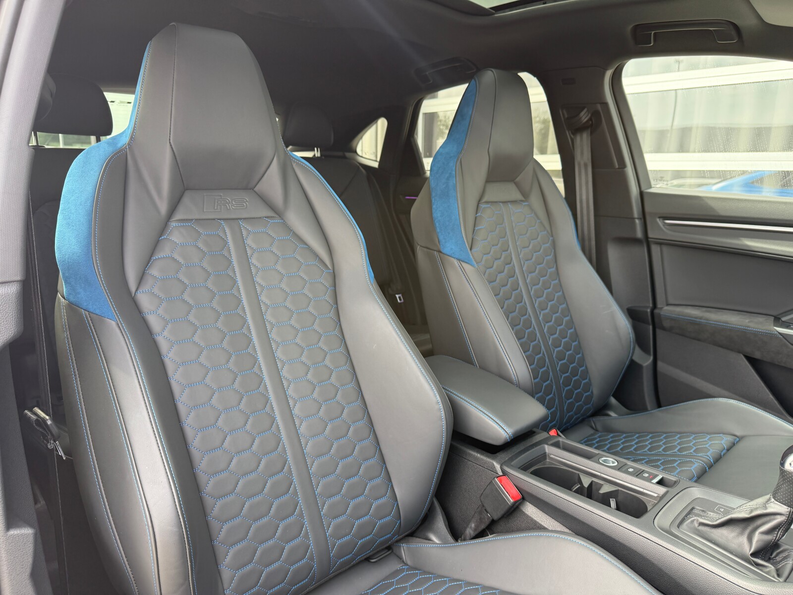 Audi RS Q3 Sportback - zdjęcie 24