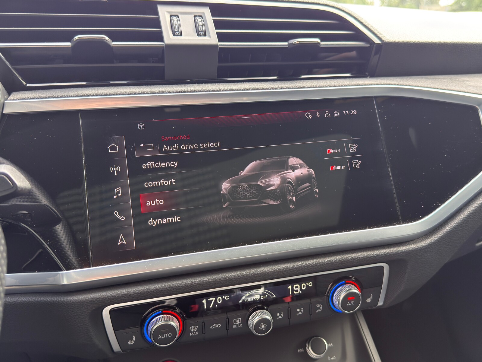 Audi RS Q3 Sportback - zdjęcie 38