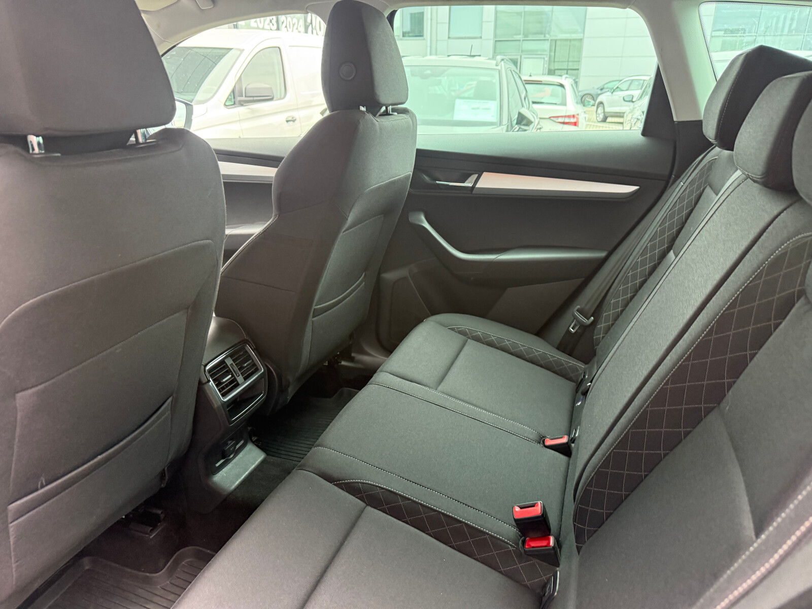 Škoda Karoq - zdjęcie 14