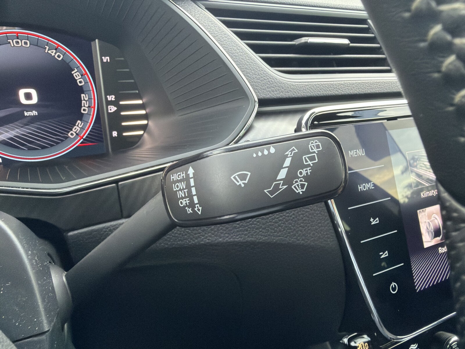 Škoda Superb - zdjęcie 31