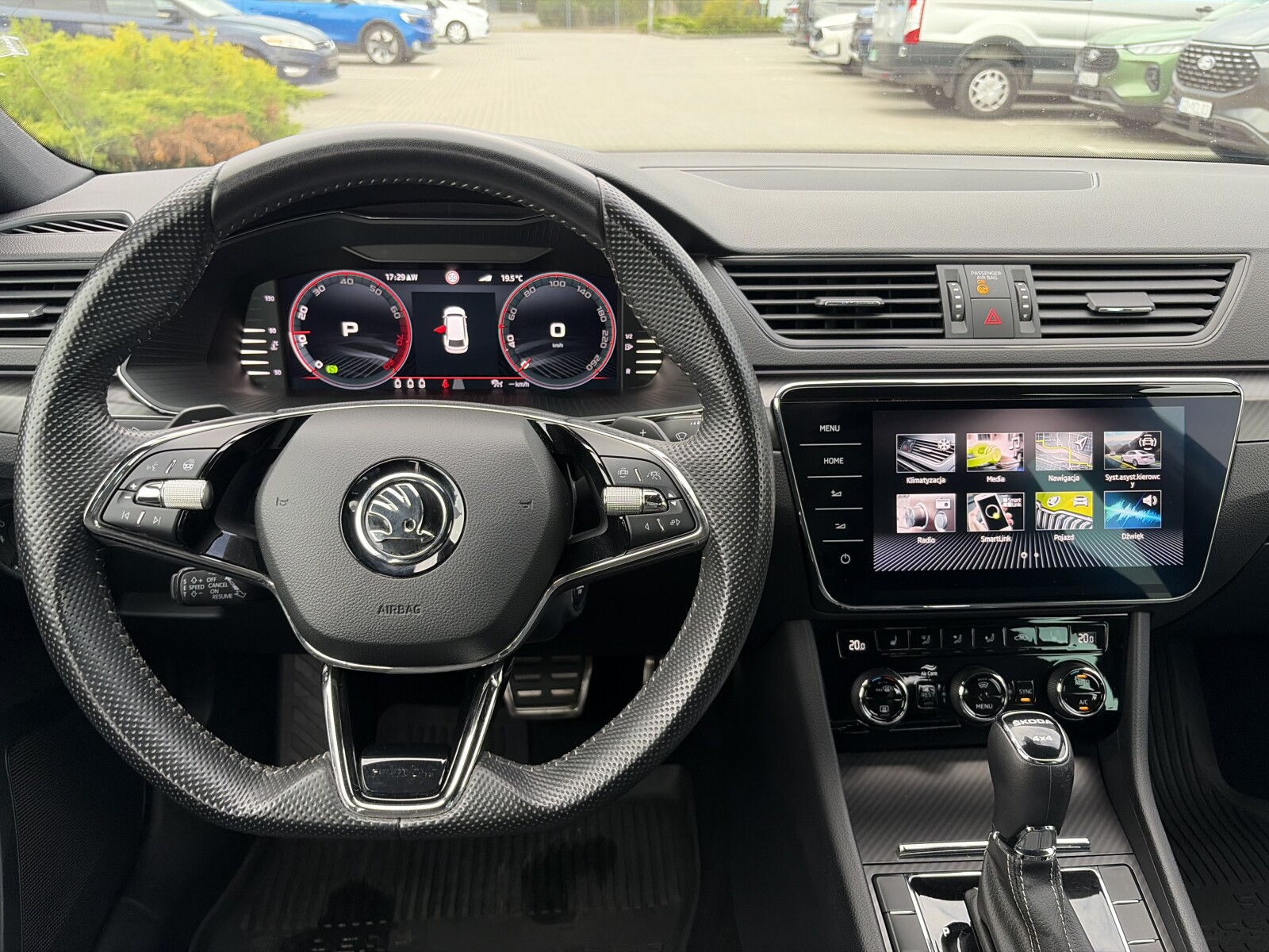 Škoda Superb - zdjęcie 13