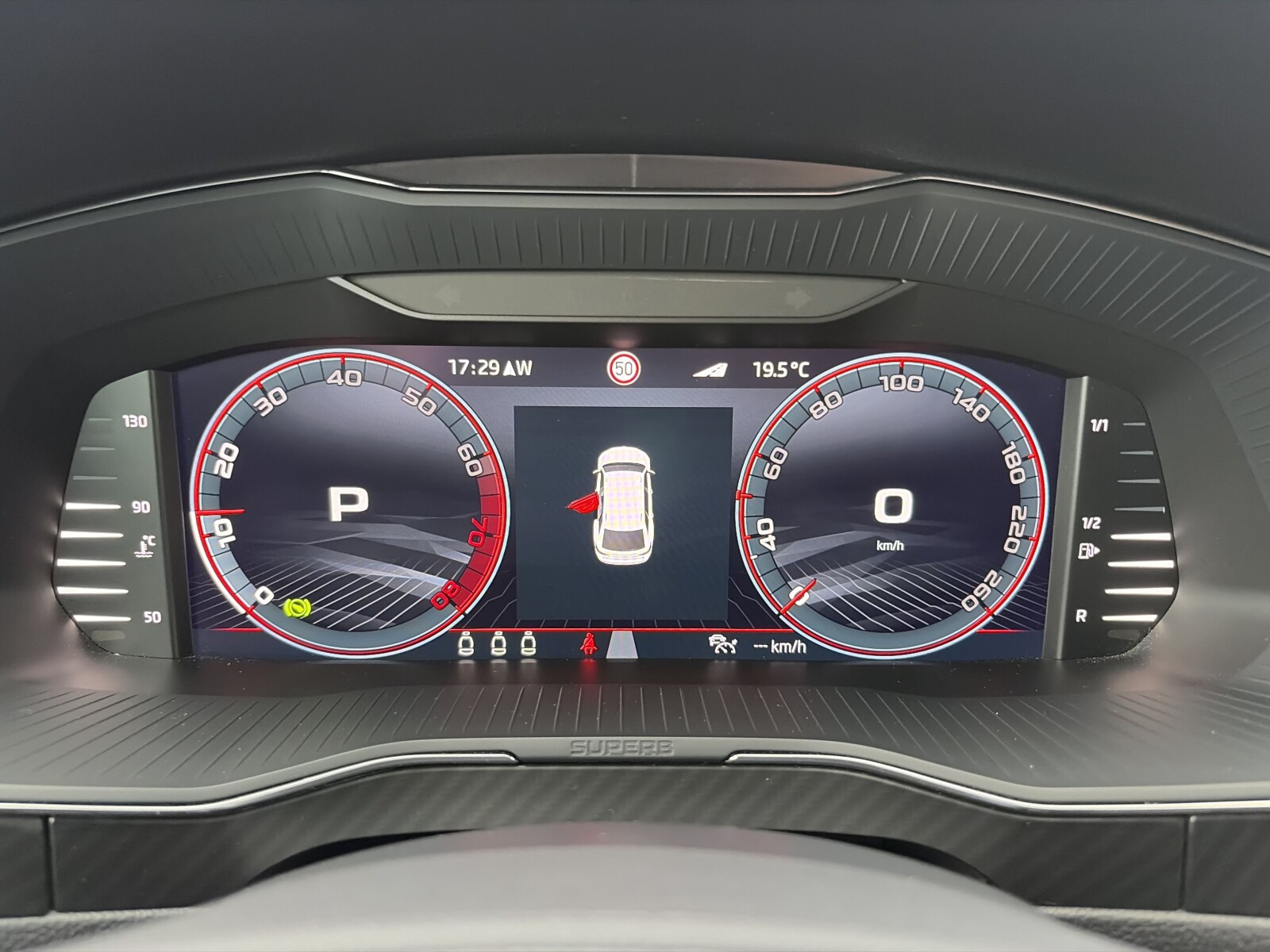 Škoda Superb - zdjęcie 14