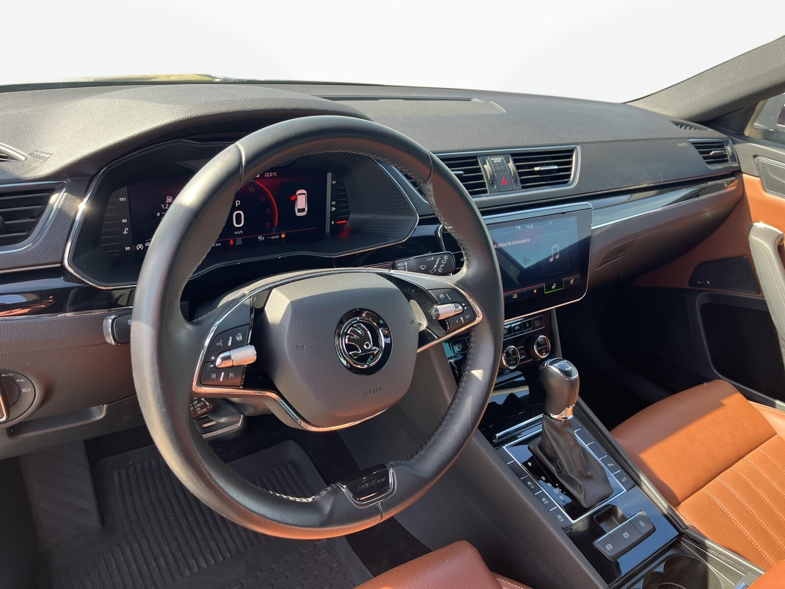 Škoda Superb - zdjęcie 9