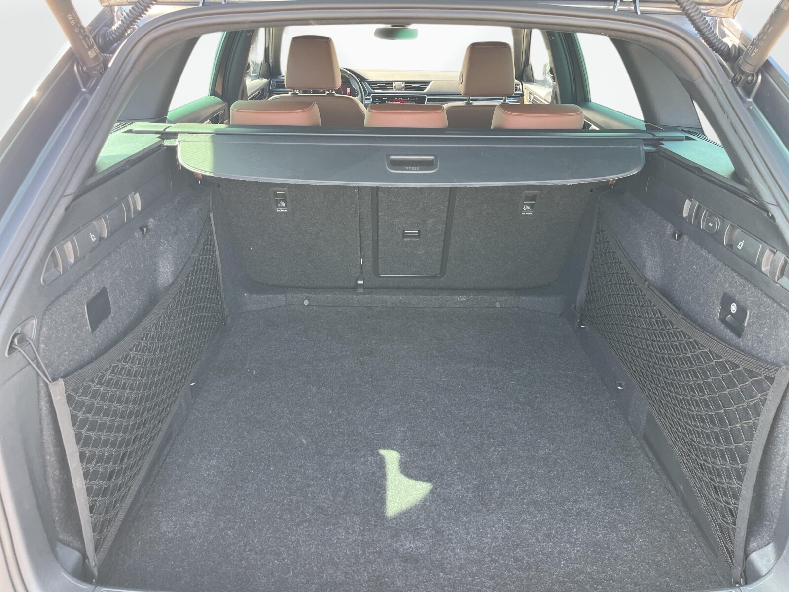 Škoda Superb - zdjęcie 16