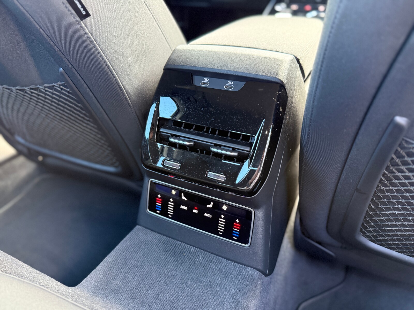 Audi A6 Limousine - zdjęcie 13