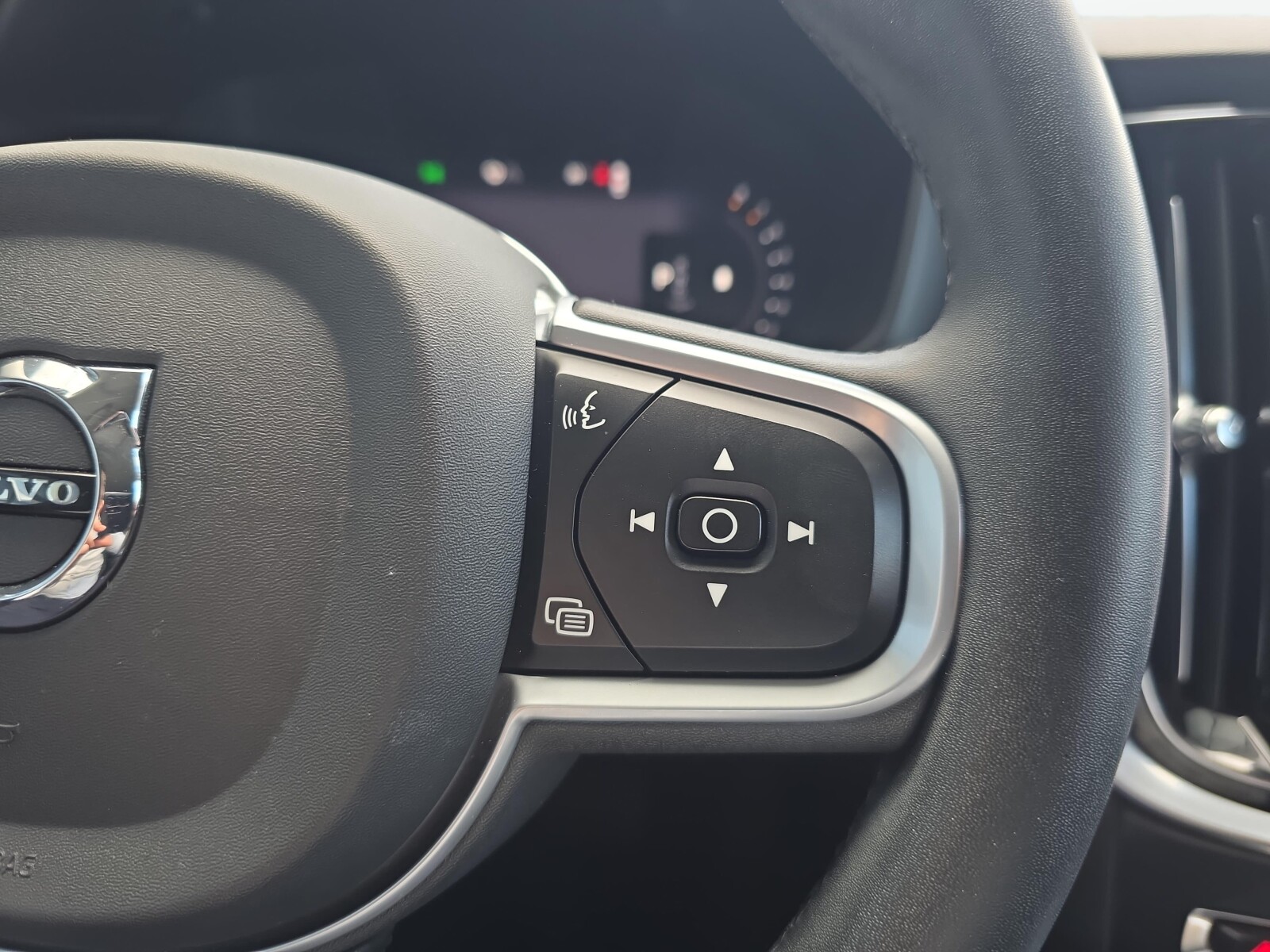 Volvo V60 - zdjęcie 14