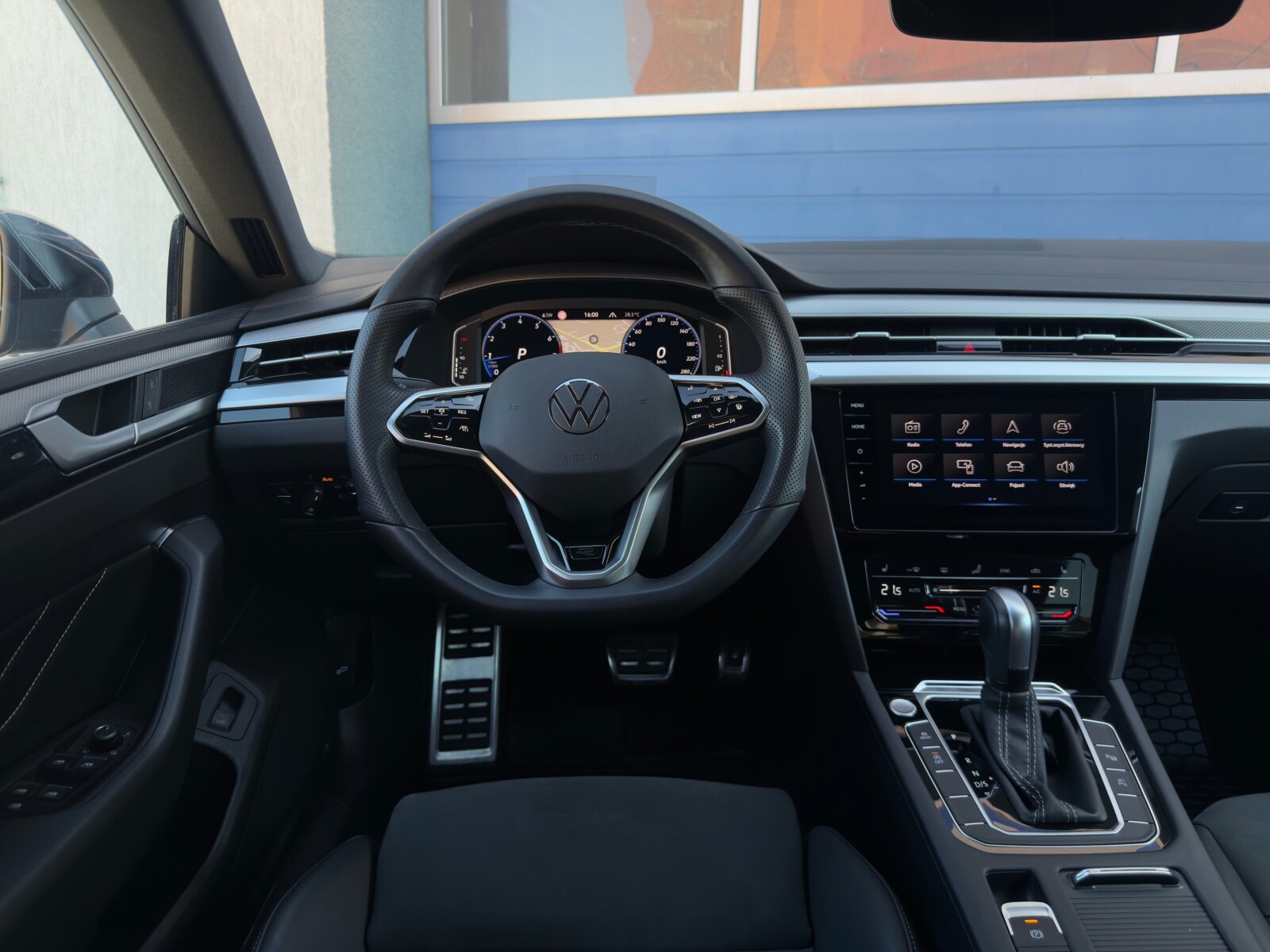 Volkswagen Arteon - zdjęcie 13