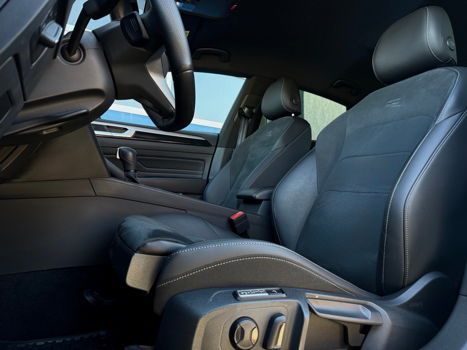 Volkswagen Arteon - zdjęcie 9