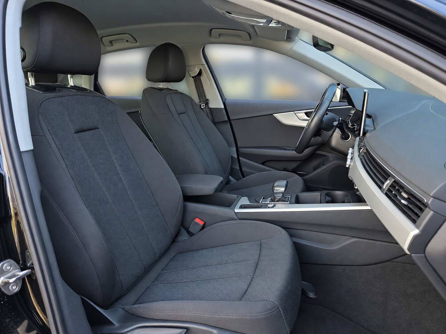 Audi A4 Limousine - zdjęcie 12