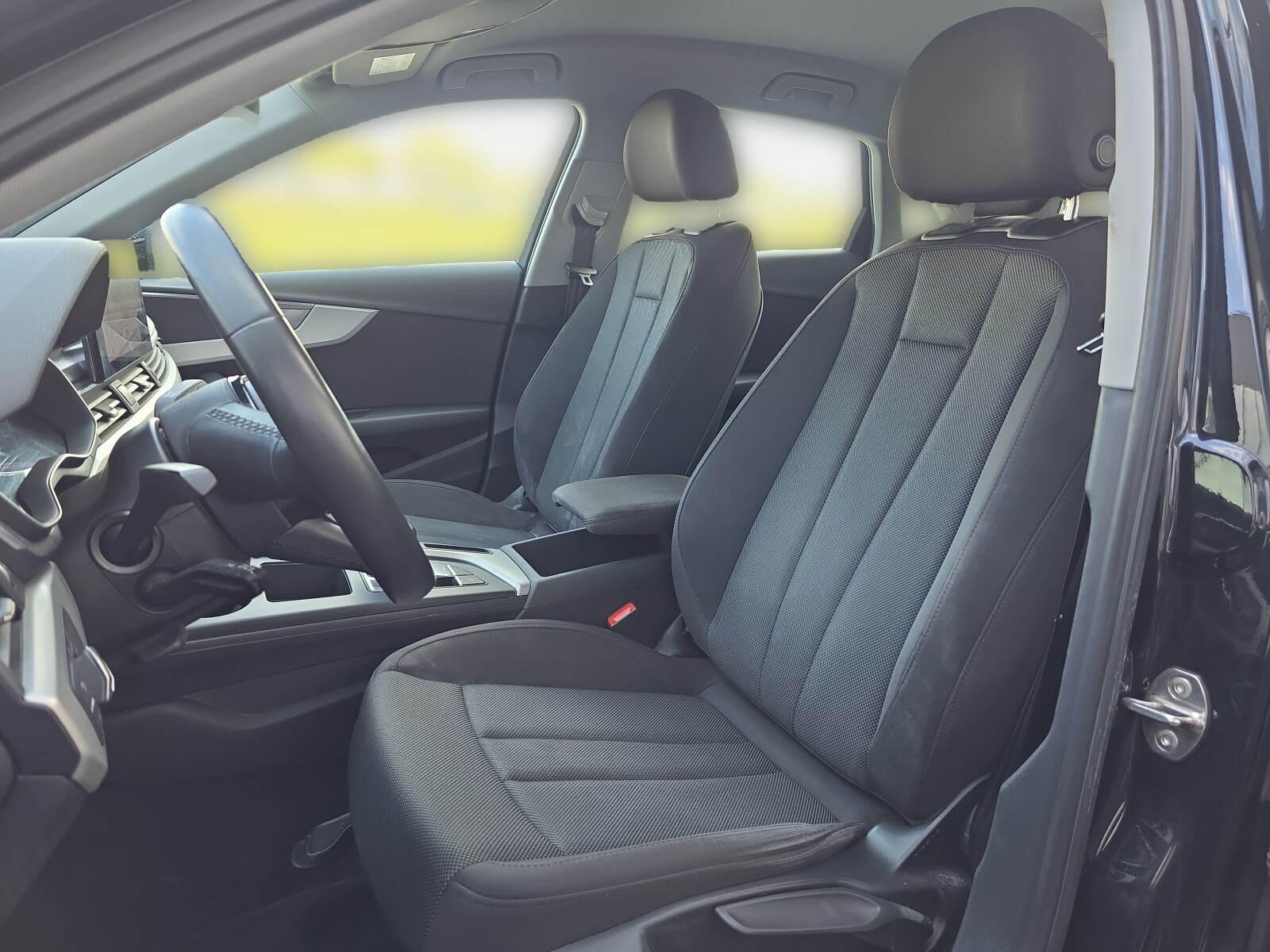 Audi A4 Limousine - zdjęcie 9