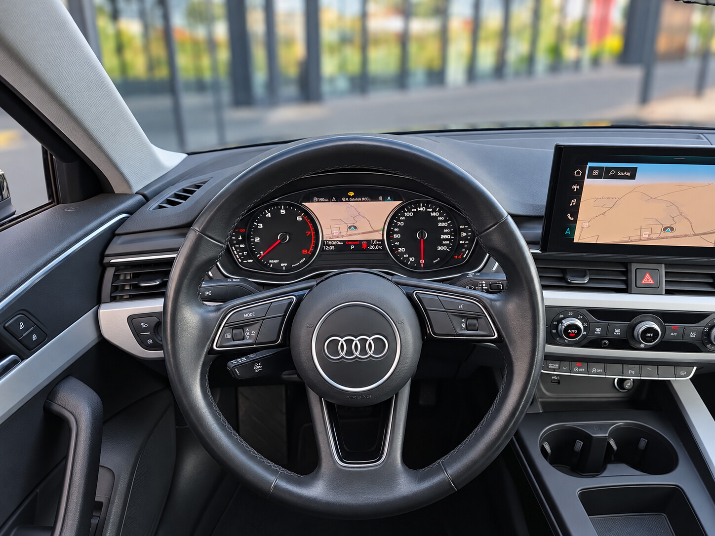 Audi A4 Limousine - zdjęcie 10