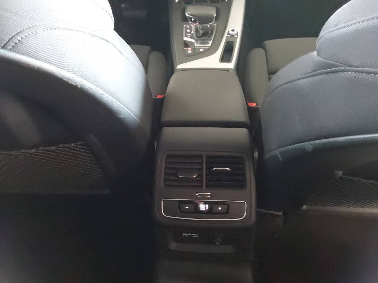 Audi A4 Avant - zdjęcie 6