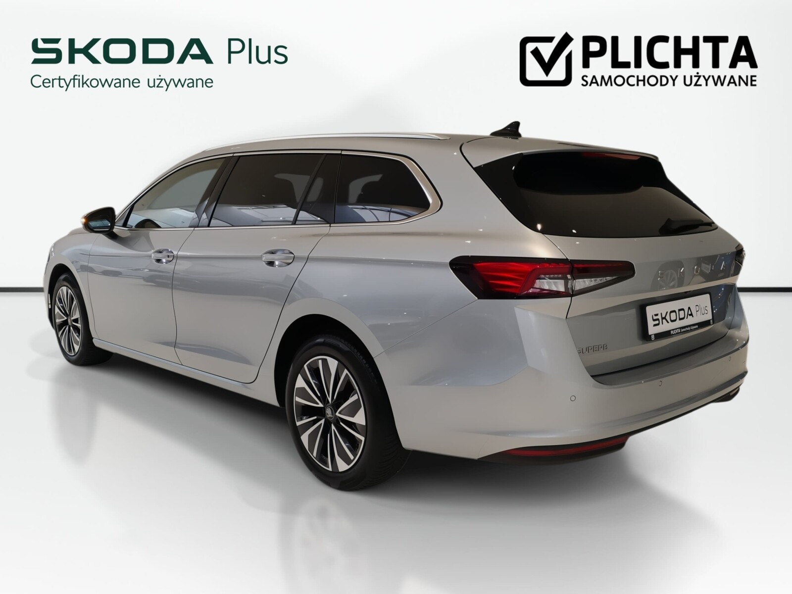 Škoda Superb Combi - zdjęcie 8