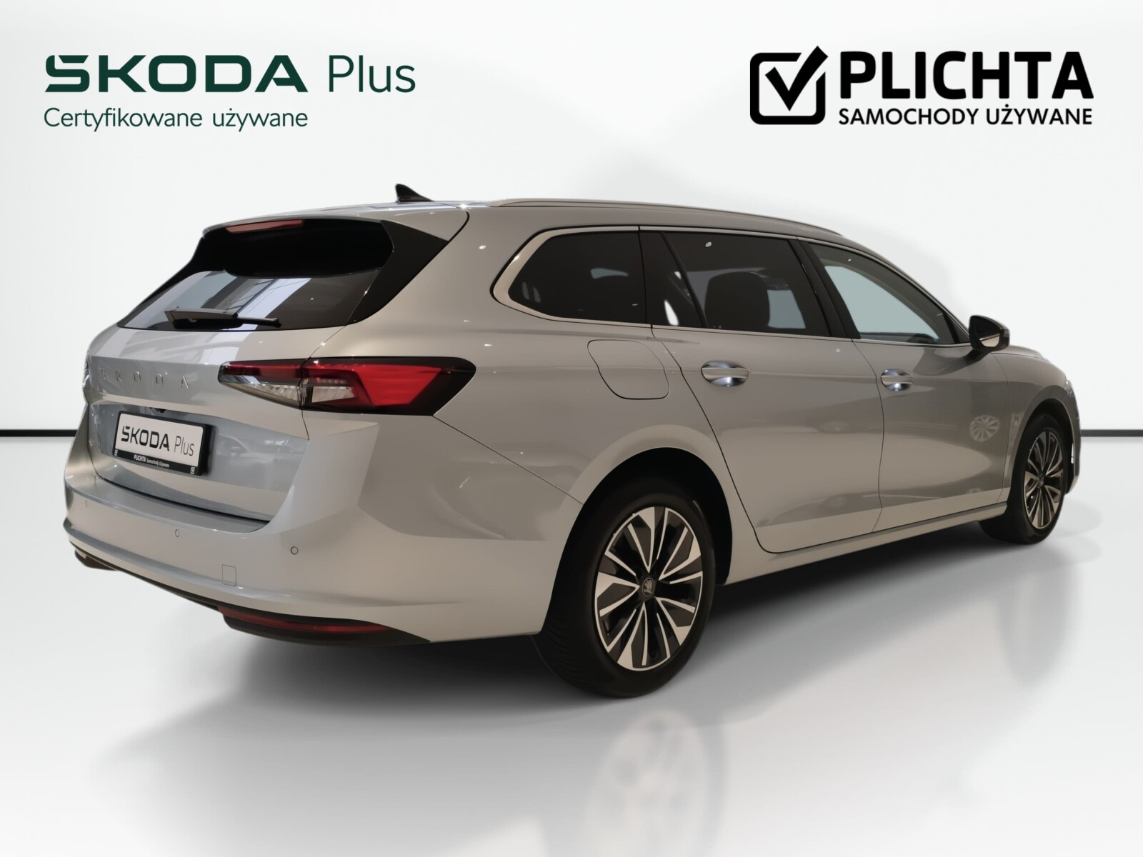 Škoda Superb Combi - zdjęcie 6
