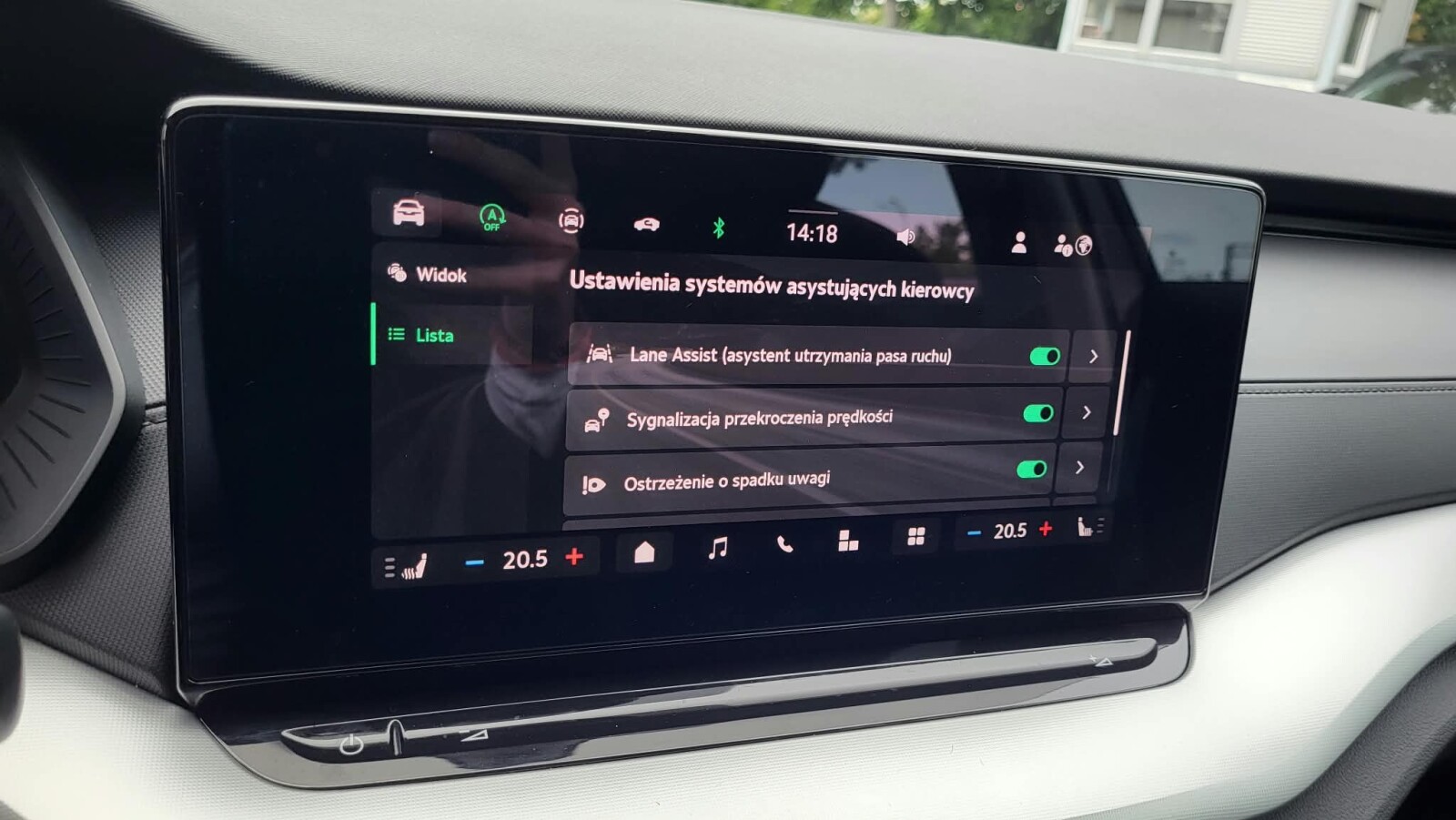 Škoda Octavia Combi - zdjęcie 27