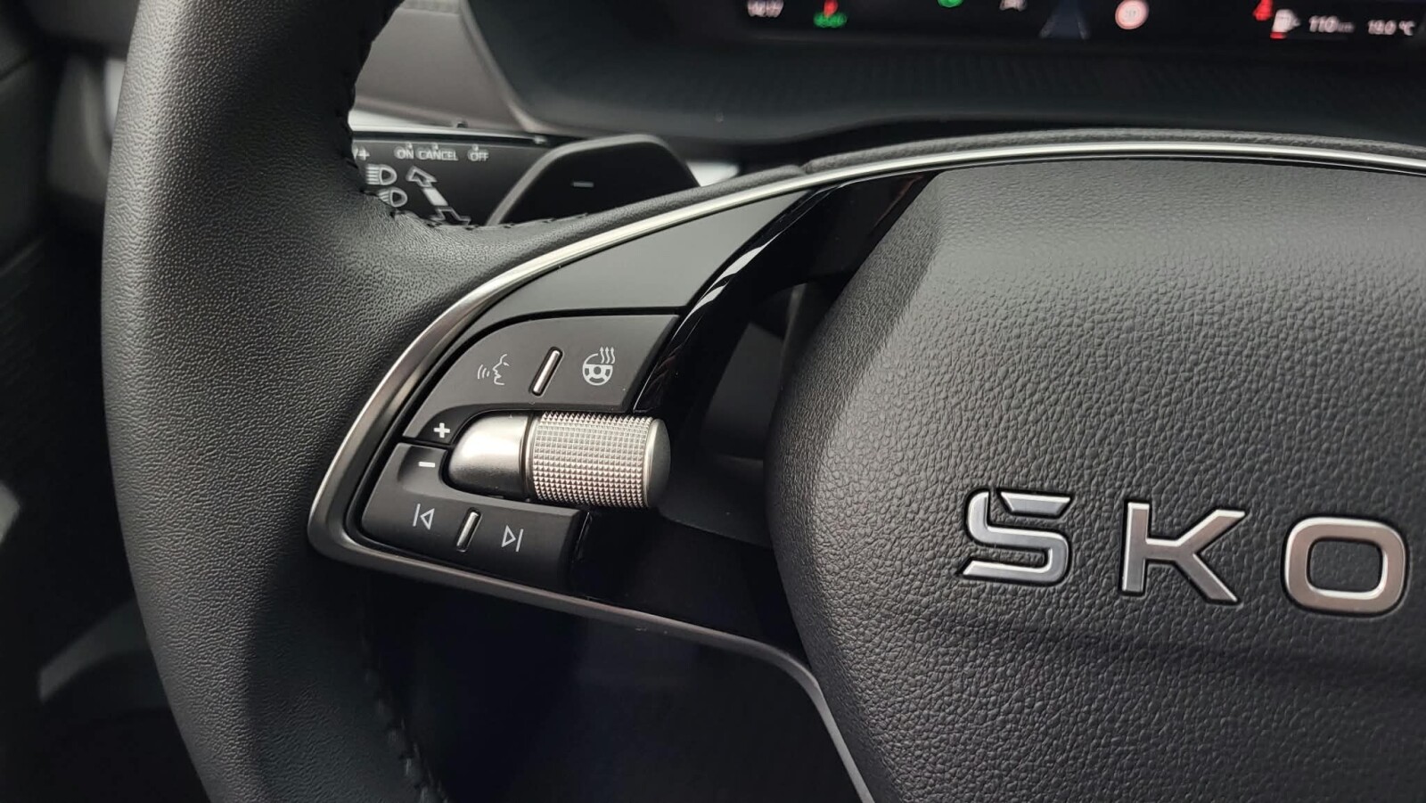 Škoda Octavia Combi - zdjęcie 19
