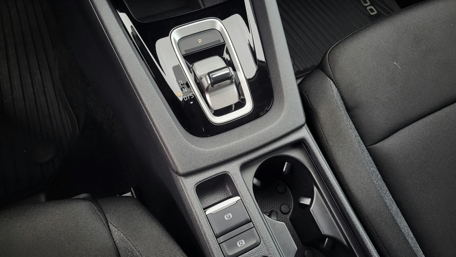 Škoda Octavia Combi - zdjęcie 24