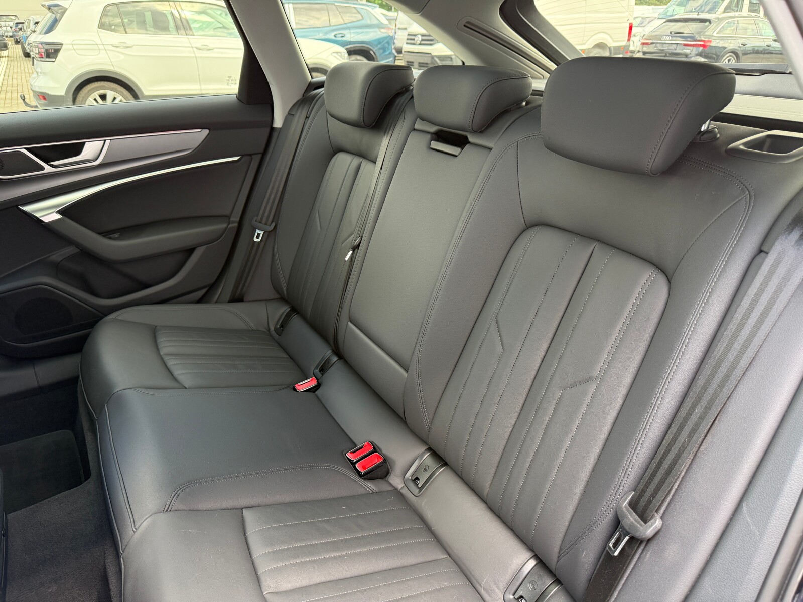 Audi A6 allroad - zdjęcie 13