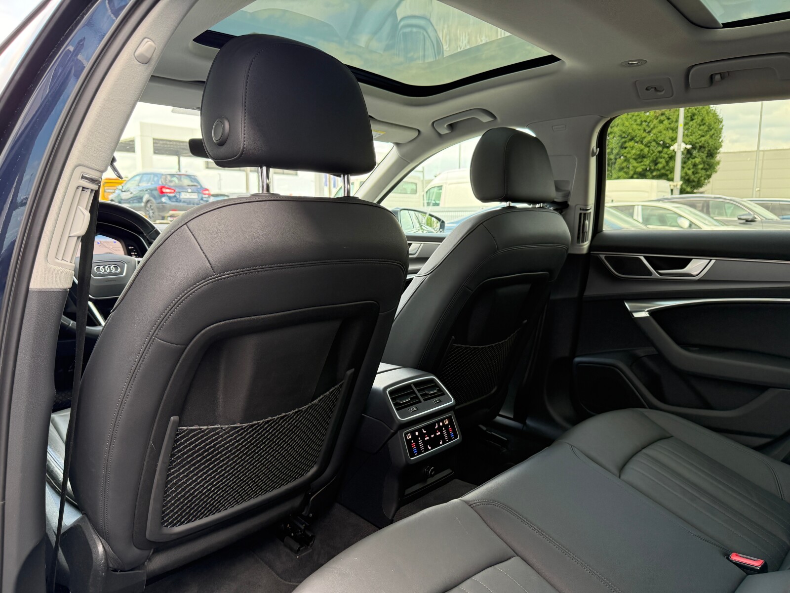 Audi A6 allroad - zdjęcie 12