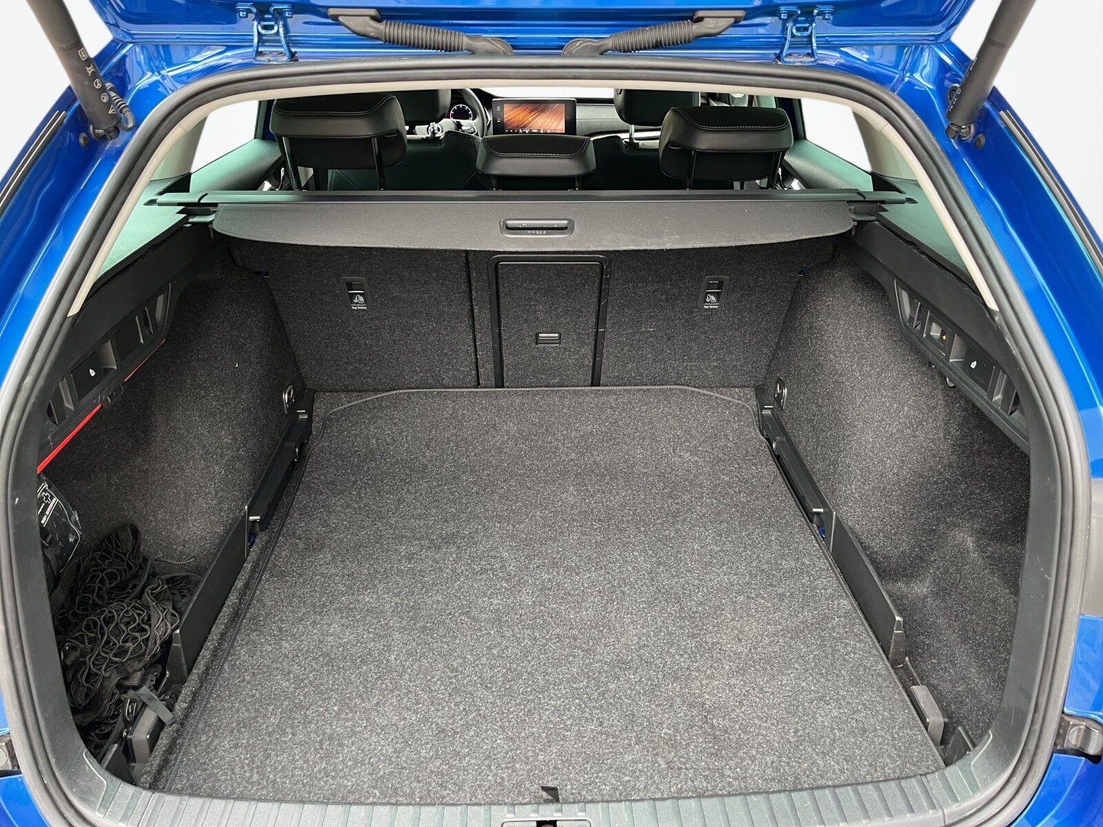 Škoda Octavia Combi - zdjęcie 17